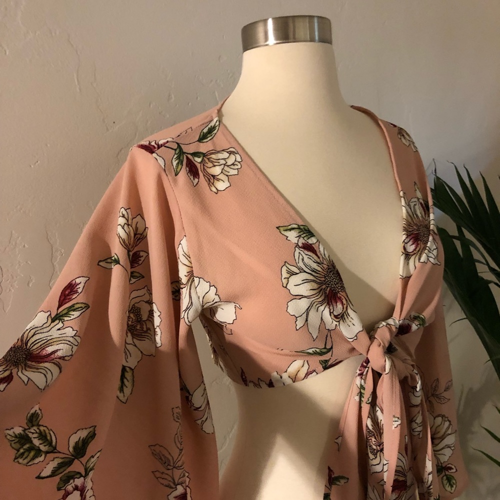 Eastnwestlabel Floral Tie Top